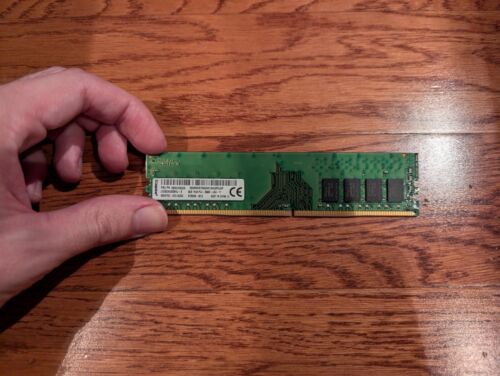 Kingston 8GB (1x8GB) 2666MHz 288-pin UDIMM DDR4 RAM Memory (5M30V06926) - Picture 2 of 4