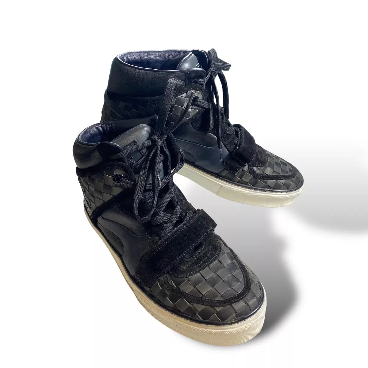 These Louis Vuitton Hiking Boots Are Good  Louis vuitton shoes, Louis  vuitton shoes sneakers, Louis vuitton boots