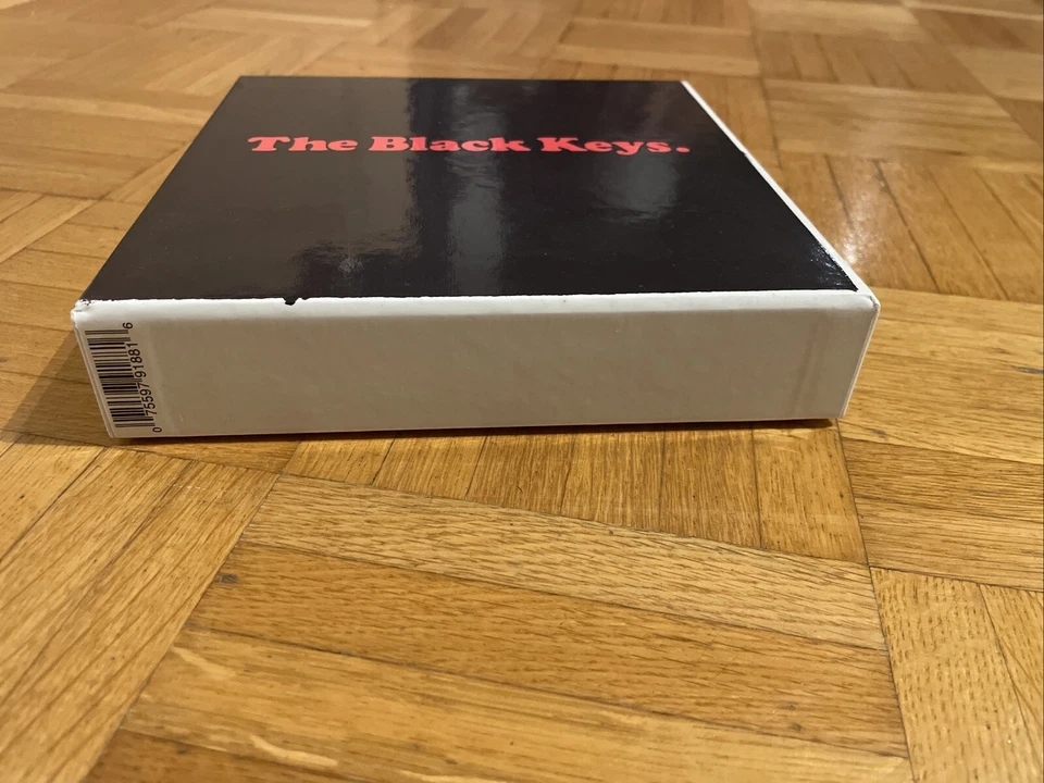 THE BLACK KEYS - BROTHERS(DELUXE REMASTERED 9X7" VINYL BOXSET 9 - Bild 2 von 4
