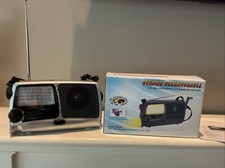 Dynamo Rechargeable GH 858 AM/FM/SW 1  6 8 Band World Radio w/flashlight