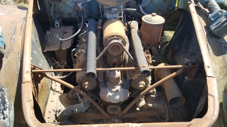 Generador y soporte Ford Truck 3/4 1 tonelada camioneta 40 41 1940 1941 42 46 47 1947 Foto 4 de 4