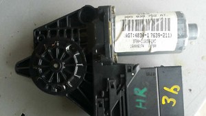 VW Passat 3B2 2.5TDI Fensterhebermotor motor hinten rechts 3B5839752AT