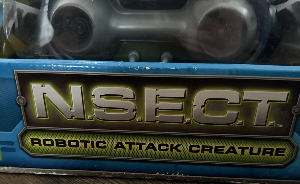 Tyco RC N.S.E.C.T. Force Robotic Attack Creature Mattel Bug Vintage New In Box! - Image 4 of 4
