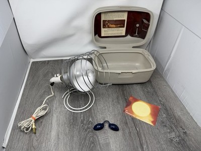 Vintage GE Sun Lamp with Adjustable Base and Plastic Case - Works