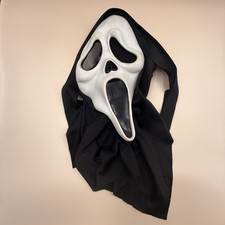 Vintage 2010 Ghost Face Scream Mask Fun World Easter Unlimited 9206 EU Jan-Mar