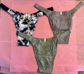 Lot Of 3 NWT PINK Victoria&rsquo;s Secret Lace BRAZILIAN BIKINIS Medium SEXY Free Ship