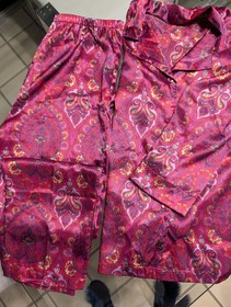 VICTORIA'S SECRET satin Pajama Set Small Paisley Pink MINT CONDITION NWOT