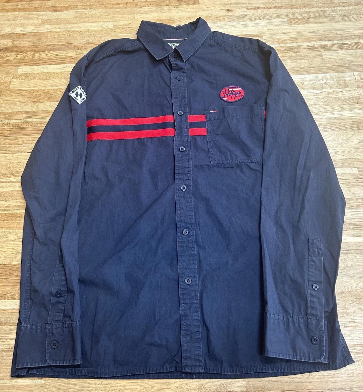 Tommy Hilifger Denim Jacket/ Size Large
Opens in a new window or tab
