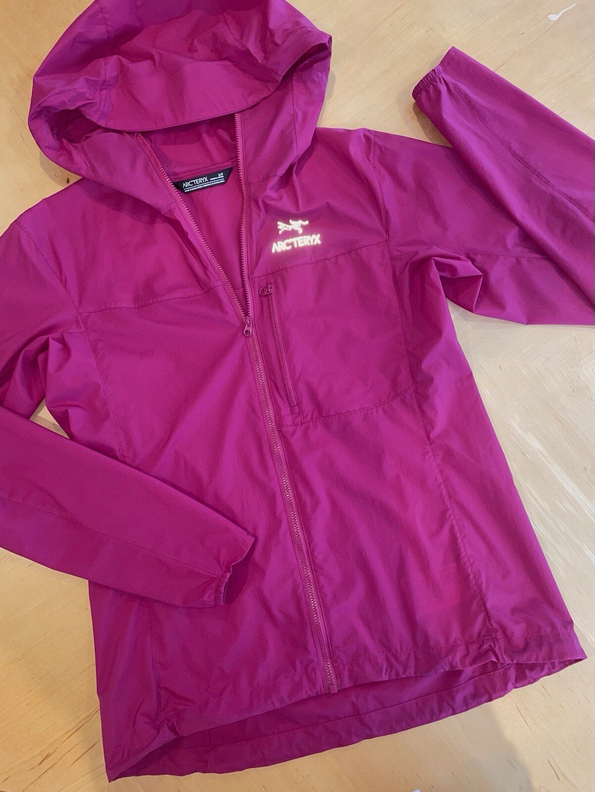 ARC'TERYX (Incontaminato!) ARCTERYX Giacca con cappuccio donna Squamish—(S)—Windshell—ROSA FUSCIA