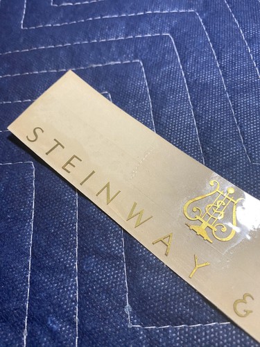 STEINWAY & SONS Upright Piano Fallboard Brass Decal Logo - Picture 2 of 4