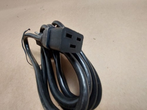 WELL SHIN C19 to BS1363A UK Power Cable WS-012A 13A/250V KM38959 - Picture 2 of 4