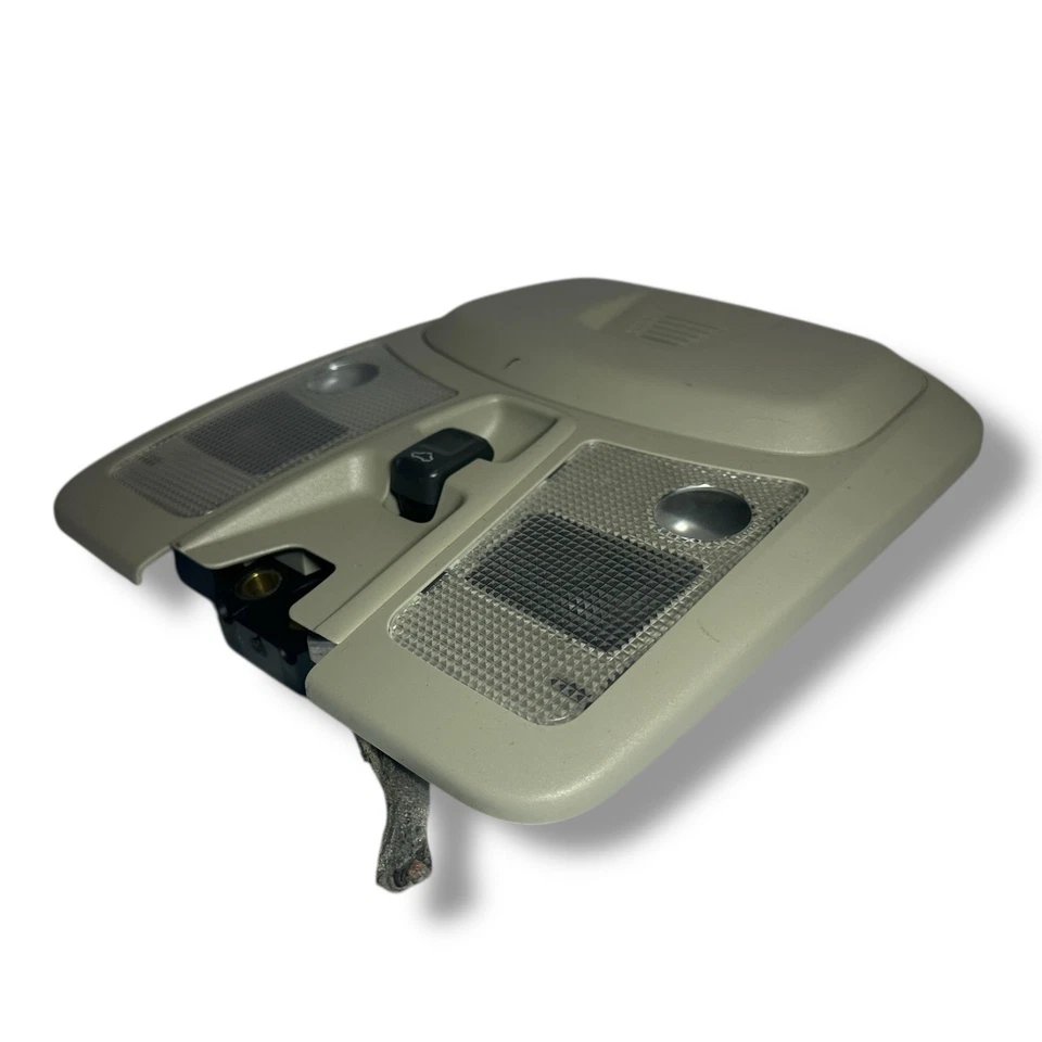 Lámpara de mapa frontal domo Volvo S60 V70 VC70 2003-2007 BRONCEADO 30669622 OEM Foto 3 de 4