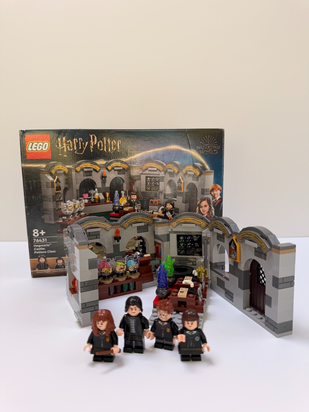 LEGO Harry Potter - Hogwarts Castle: Potions Class (76431) RETIRED