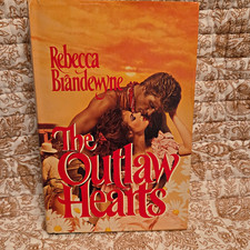Warner Books The Outlaw Hearts by Rebecca Brandewyne &ndash; 1986 Romance PB