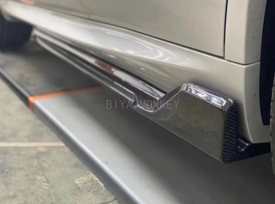 Cubierta divisor lateral faldón exterior fibra de carbono real para BMW X5 2000-2021 Foto 2 de 4