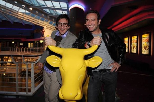 Jean Dujardin and Michel Hazanavicius this OSS 117 in Geneva Switz- Old Photo 6