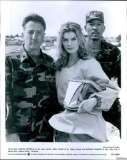 1995 Photo Outbreak Dustin Hoffman Rene Russo Morgan Freeman Actor 8X10 Vintage