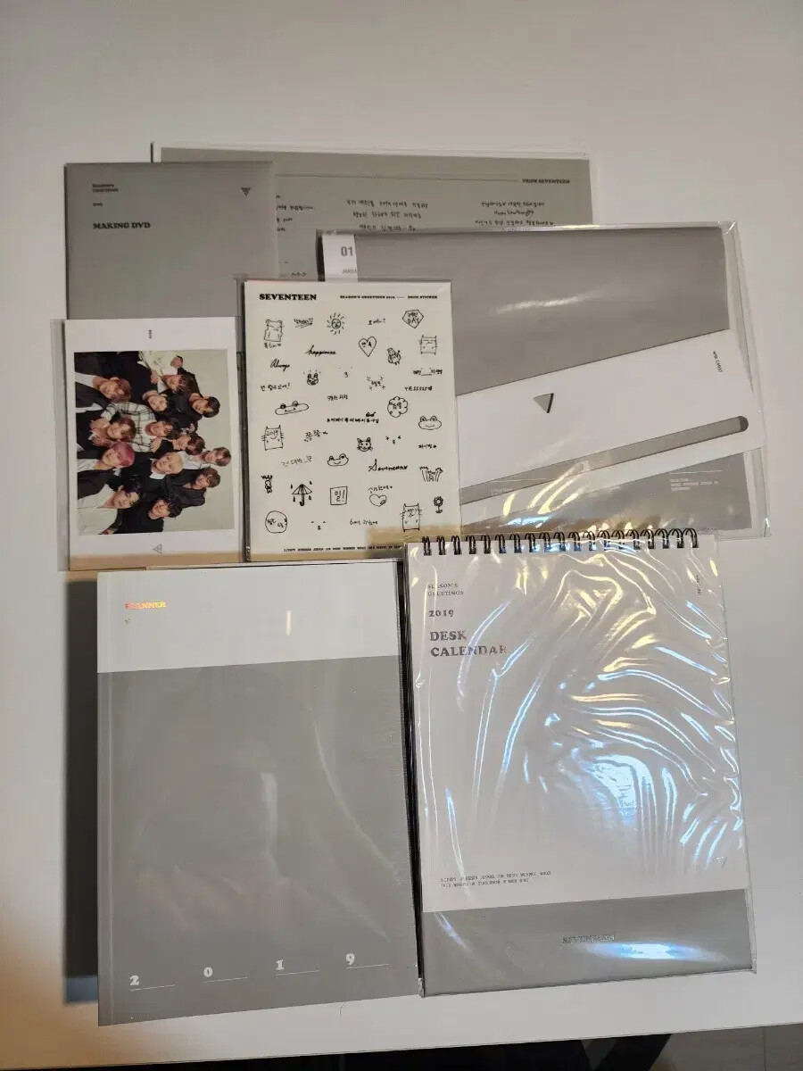 SEVENTEEN SEASON GREETINGS '19 & 21 | eBay