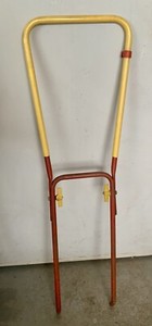 Wolf Handgriff Rasenmäher 2-teilig, stabil, klappbar, für Elektrorasenmäher