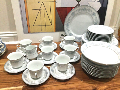 43 pc china service 8 Mikasa DRESDEN ROSE plates bowls serving