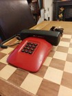 Téléphone fixe vintage années 80 bouton poussoir rouge et noir Carrera 10 dialatron