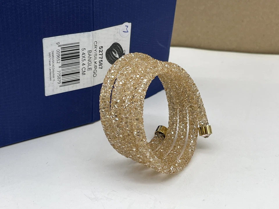 Swarovski 5277587 Armreifen Crystaldust Tripple Größe M. Neuware  - Bild 2 von 3