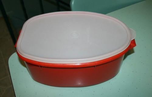 Tupperware 487-5 Flavor Savor Roast Ham Chicken w/ Lid & Lifter Paprika Orange - Picture 3 of 12