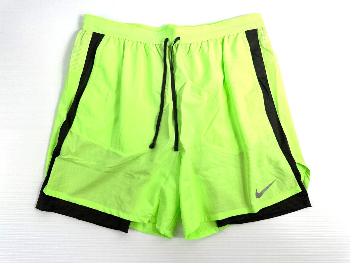 ★NIKE★STRIDE DRI-FIT 5INCH ランニングショーツ★追跡可 Nike Dri-Fit Stride 5Inch Two-in-One Lined Running Shorts