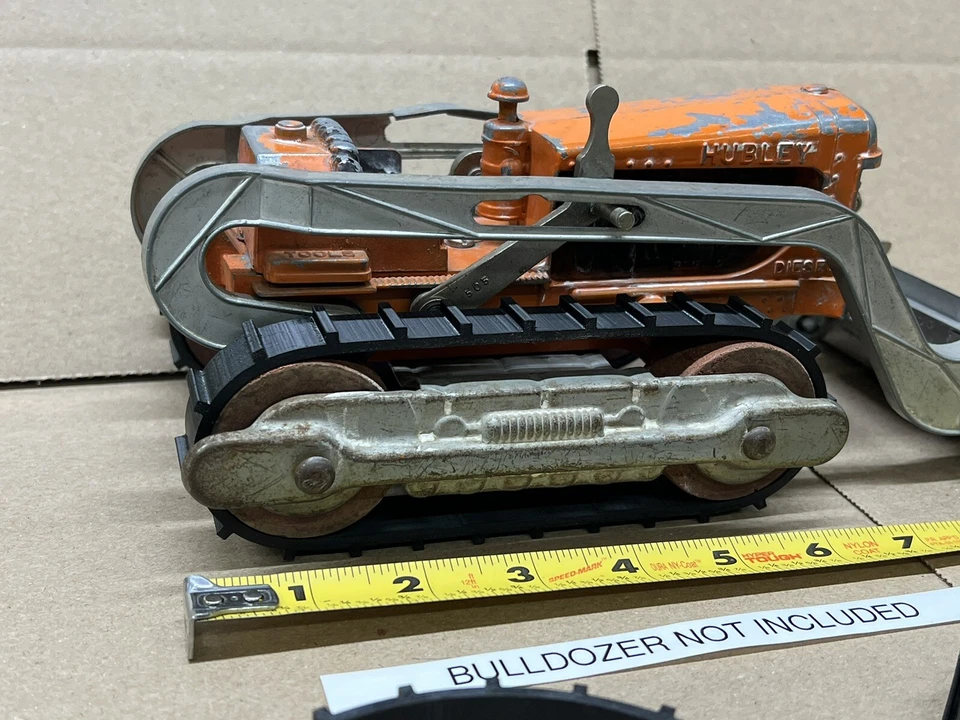 1 pair of new tracks for Hubley  bulldozer  loader tractor Crawler 505-58 - Image 2 of 4