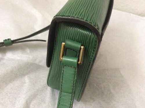 LOUIS VUITTON EPI ST CLOUD SHOULDER CROSSBODY BAG - Picture 6 of 15