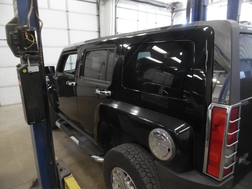 HUMMER H3 2006-2010 L Driverside Quarter Window, w/privacy tint (opt AJ1)