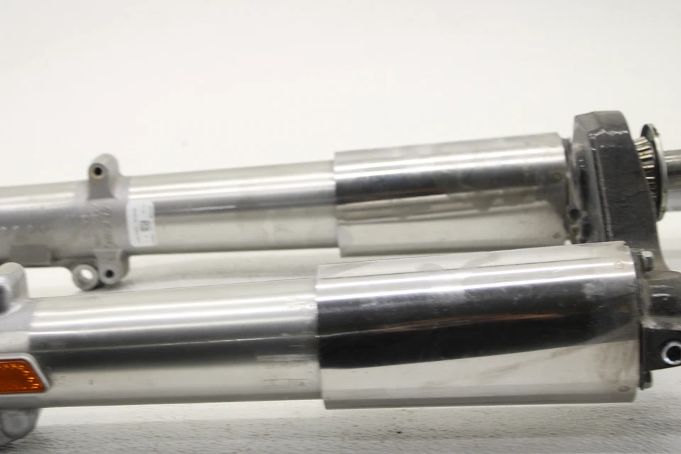 Horquillas delanteras de carretera Harley Davidson Touring Electra 2009-2013 con triple árbol Foto 3 de 4