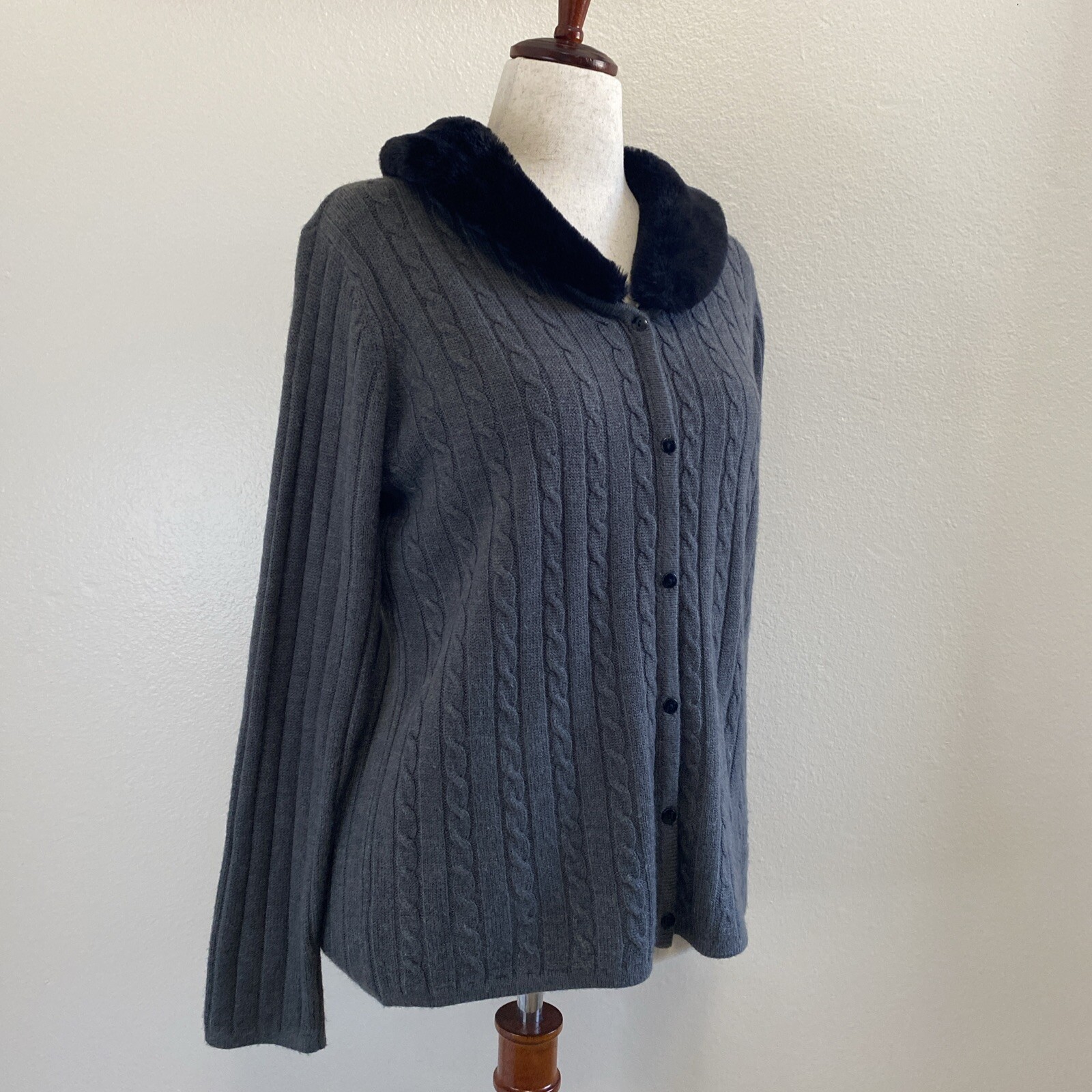 Laura Scott Removable Faux Fur Collar Gray Sweater Cardigan. Ladies XL