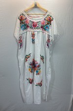 2XL Plus Size Peasant Hippie Boho Tunic Hand Embroidered Mexican Dress white