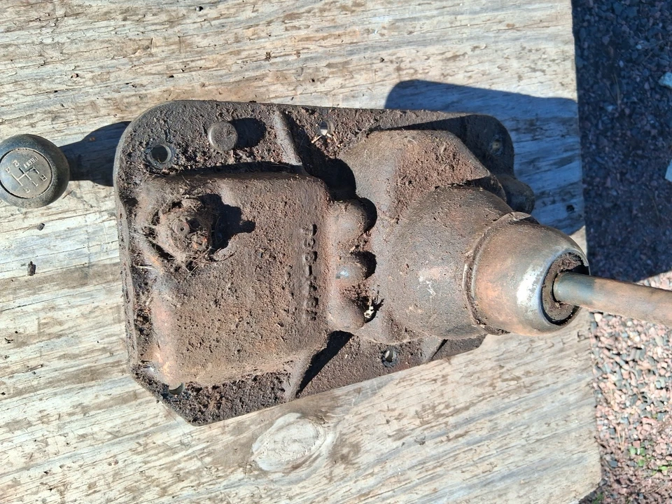 Jeep CJ7 1976-1986 ¿Transmisión 4 velocidades? Palanca de cambios T98 - 148H Foto 3 de 4