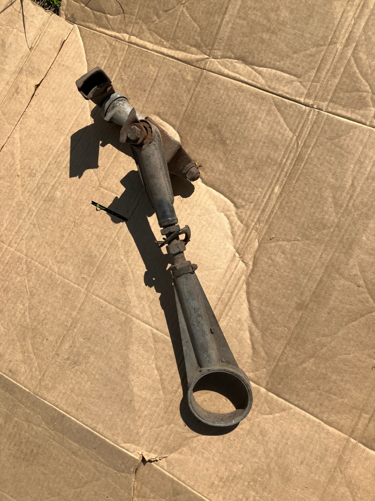 Upgraded Adjustable Jaguar XJ6 Rear Radius Arm from De Tomaso Deauvilleauville