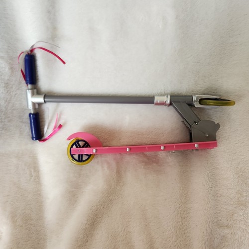 Doll Accessories My Life As Doll Stand Wooden Base Our Generation Scooter - Picture 8 of 8