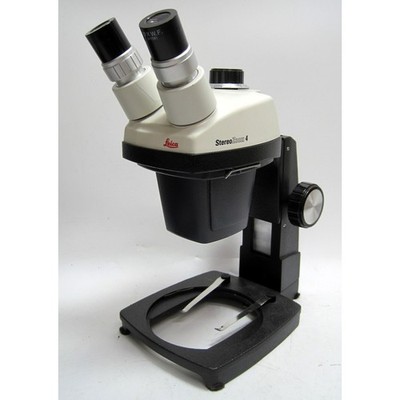Leica/Bausch & Lomb StereoZoom 4 Zoom Range 0.7x-0.3x w/ Stand & 10X Eyepieces
