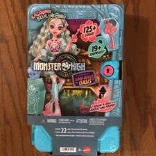 Monster High Skulltimate Secrets Gore-geous Oasis Lagoona Blue Doll Playset