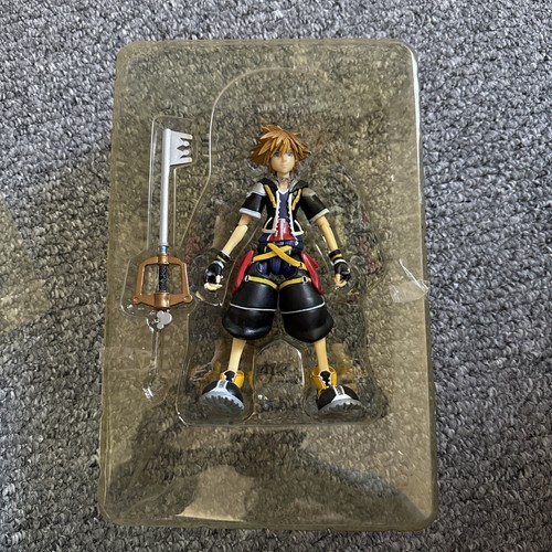 Kingdom Hearts II Sora Standard Edition Play Arts Model Action Figure No. 1 - Picture 2 of 2