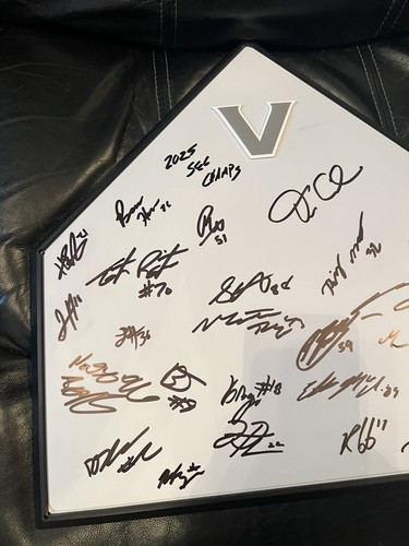 Vanderbilt Commodores Baseball Team Signed Home Plate Vandy SEC Tim Corbin +21 - Picture 3 of 3