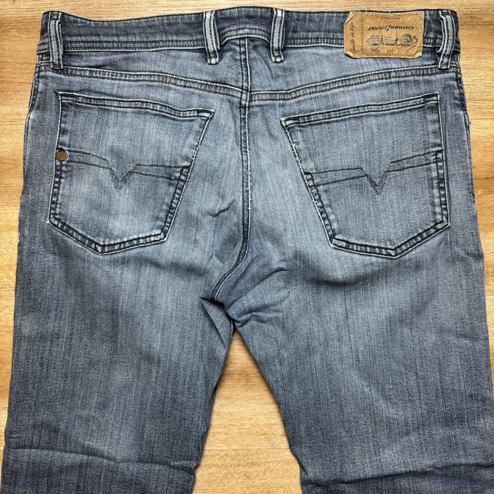 Jeans Diesel Hombres 34x30 Azul Waykee Pierna Recta Elastizados Denim Moderno Usado 0814W Foto 4 de 4