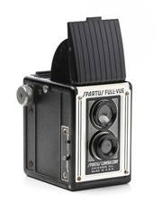 Vintage Spartus Full-Vue Twin Lens Reflex camera, uses 120 film. Working