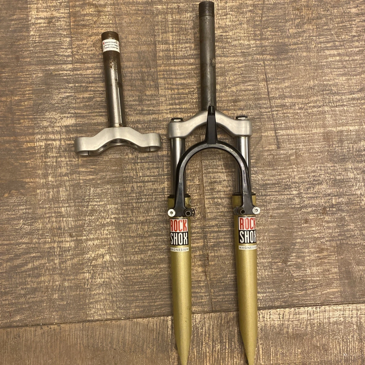 Preços baixos em Rockshox 1 1/8 em Rosca garfos de Bicicleta | eBay