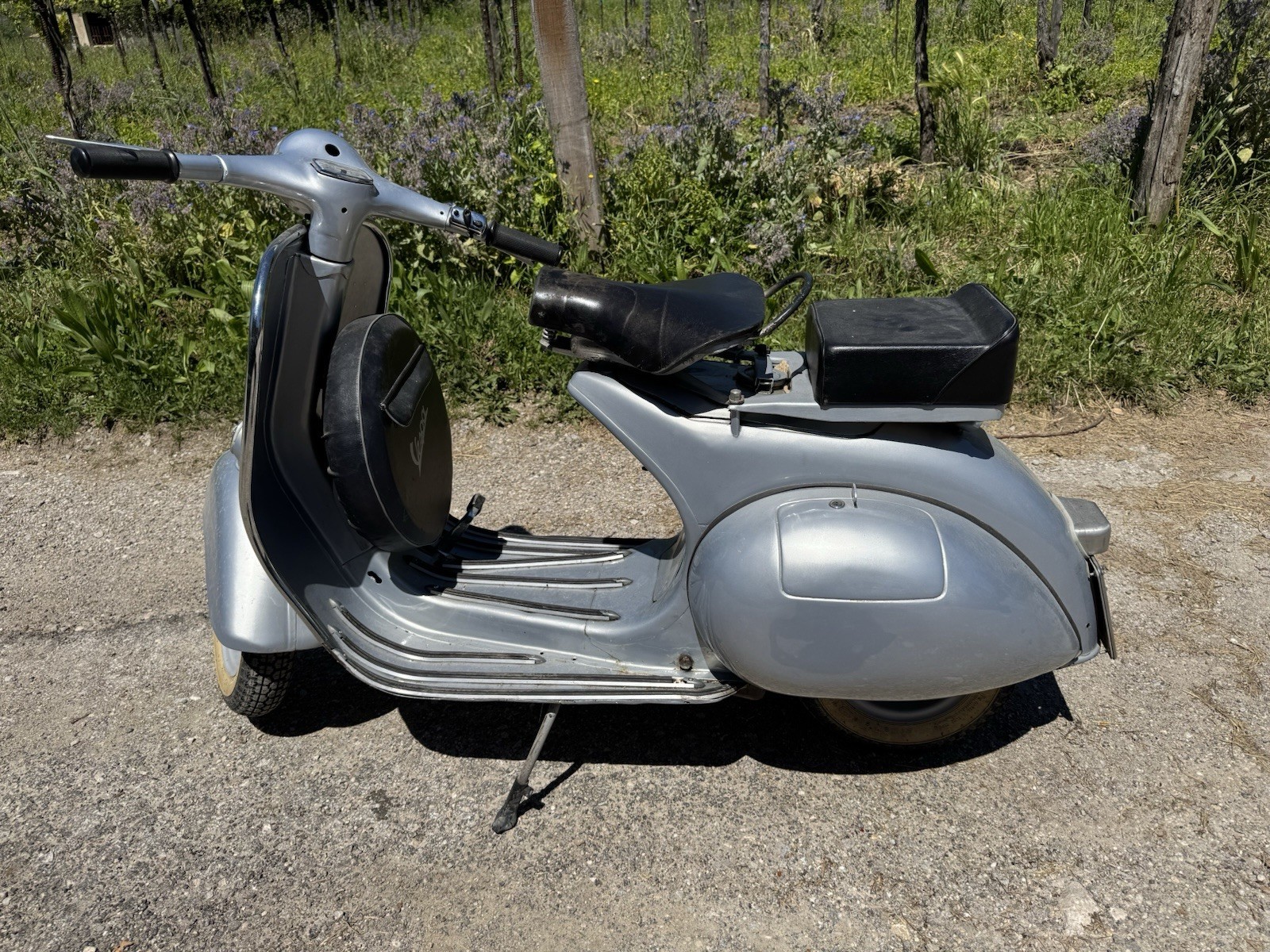 Vespa Piaggio in condizioni nuove foto 2