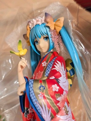 Max Factory Hatsune Miku Hanairogoromo Scale 1/8 Figure (DEC158717) Damaged Box