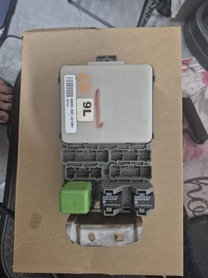 2007 HONDA PILOT OEM Multiplex Network Interior Fuse Box 38850S9VA310M1