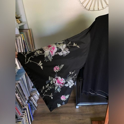Gorgeous Free People Sydney Tuesday Kimono Top - Picture 2 of 6