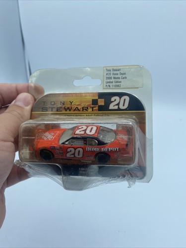 NOS RARE Action 1:64 2006 Tony Stewart home depot monte carlo 110982 - Picture 4 of 6