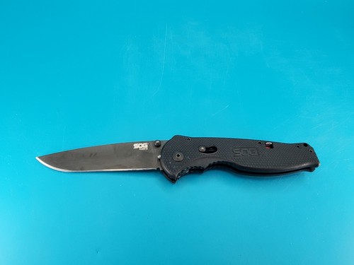 SOG FLASH 2 ASSISTED OPEN PLAIN EDGE TACTICAL EDC POCKET KNIFE! BLACK! - Picture 5 of 12
